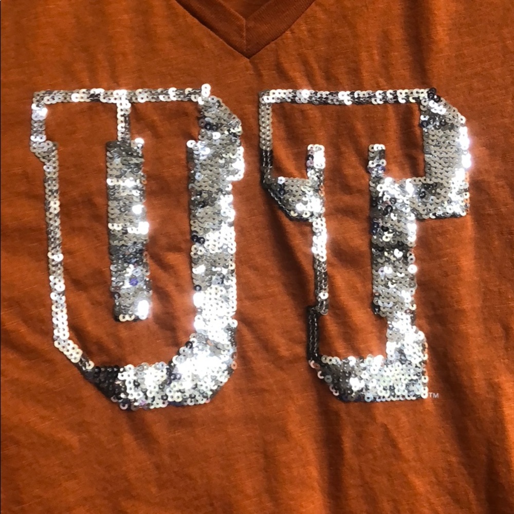 VS Pink Texas Longhorn sequin V-neck. - Picture 3 of 5